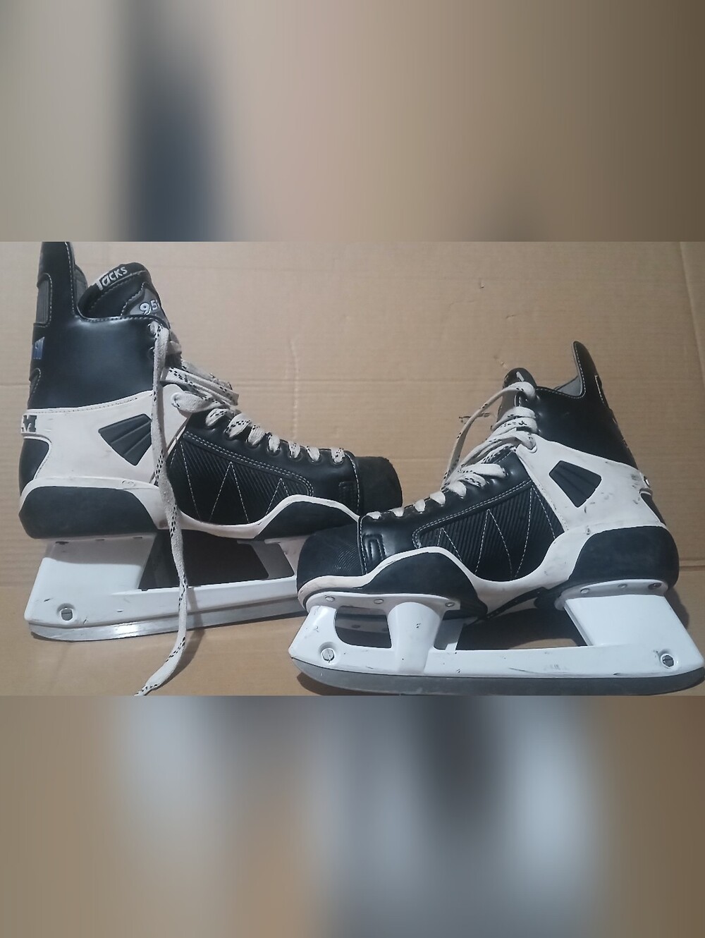 CCM Tacks 952 Custom Fit Skates Size 11 Mens